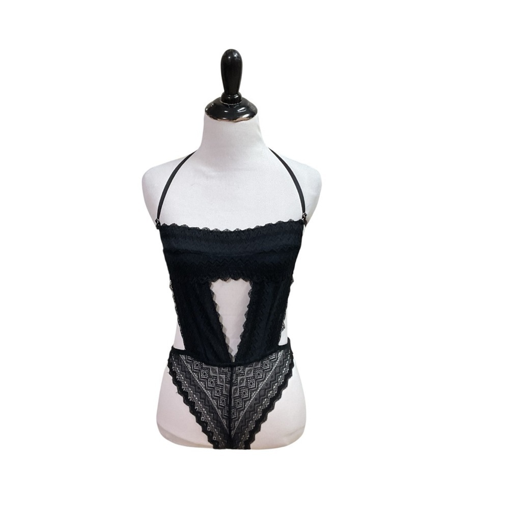 Urban Outfitters Out From Under Women's Size XS Bodysuit Lace Open Back Black